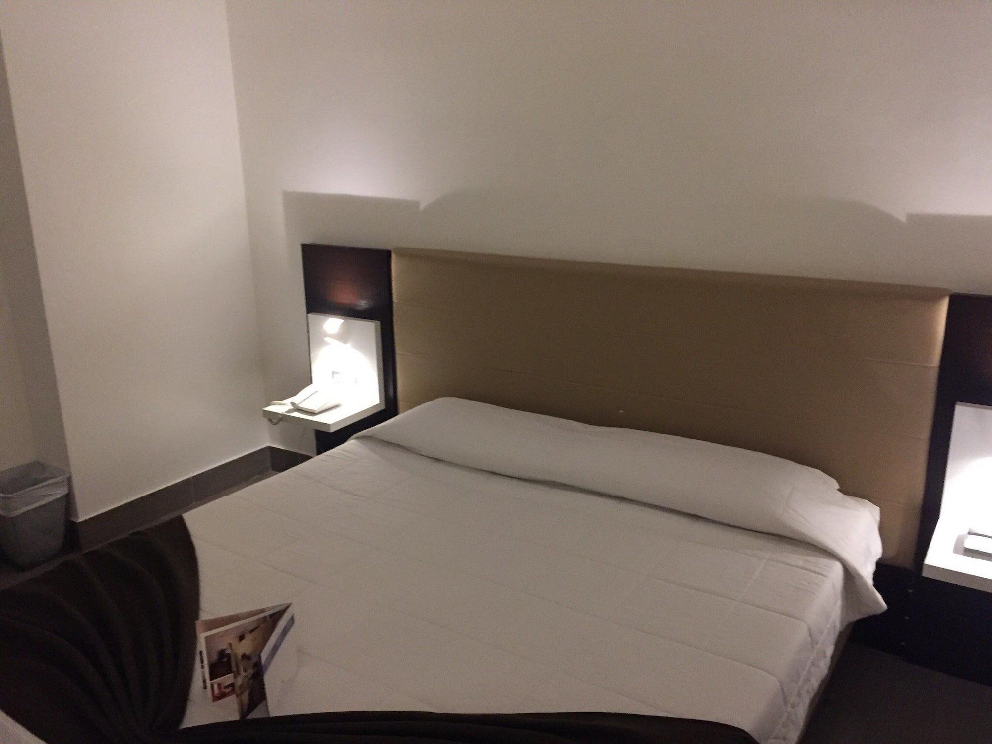 Lh Hotel Excel Roma Montemario Ngoại thất bức ảnh