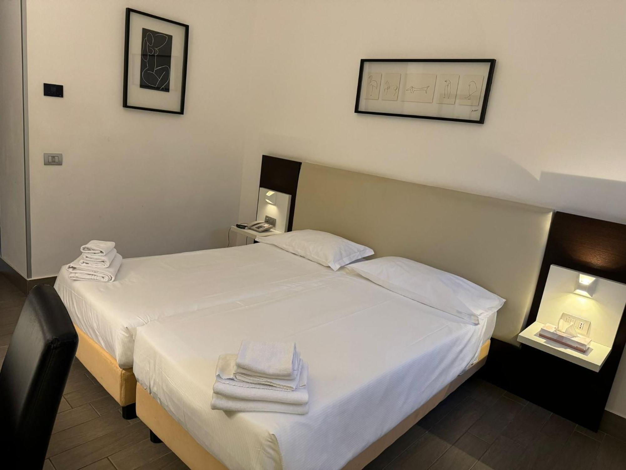 Lh Hotel Excel Roma Montemario Ngoại thất bức ảnh